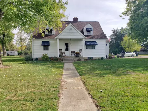 1303 Roe Ave, Alexandria, IN 46001