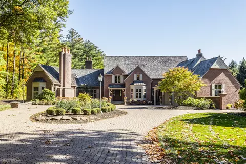 12441 Creekwood Ln, Carmel, IN 46032