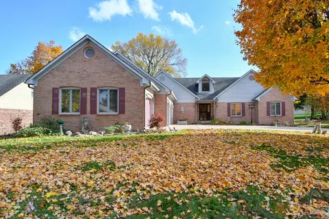 7843 Austin Ct, Plainfield, IN 46168