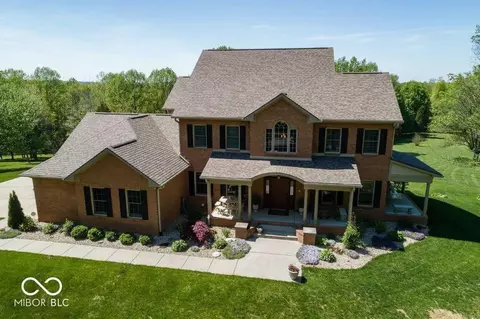 1312 N Manor Ln, Martinsville, IN 46151