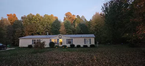 9085 W Lewisville Rd, Paragon, IN 46166