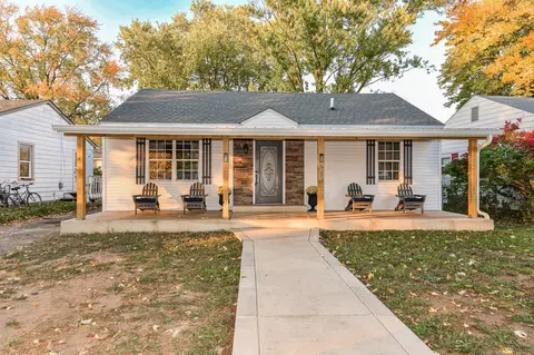 810 Lonsvale Dr, Anderson, IN 46013