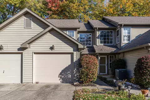11520 Hidden Bay, Indianapolis, IN 46236