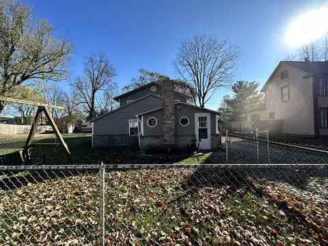 409 N Main St, Brooklyn, IN 46111