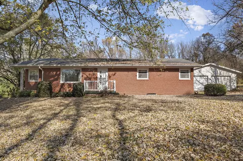 1630 Timberdale Dr, Martinsville, IN 46151