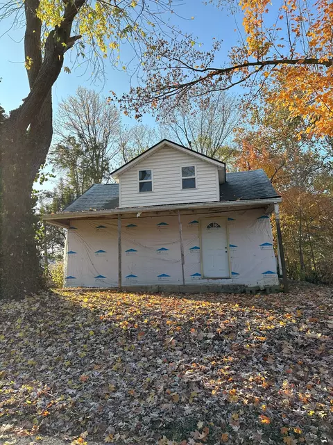 3127 W Huntsville Rd, Pendleton, IN 46064