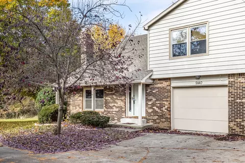 9140 Cinnebar Dr, Indianapolis, IN 46268