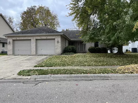 2469 Wyndham Pl S, Columbus, IN 47203