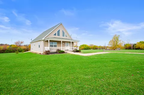 5036 W Mt Pl Rd, Portland, IN 47371