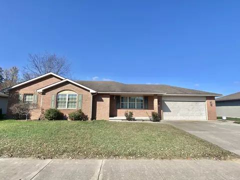 1172 Darcis Dr, Seymour, IN 47274