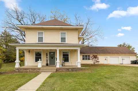 936 N Blue Rd, Greenfield, IN 46140