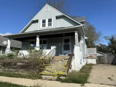 842 S Harrison St, Shelbyville, IN 46176