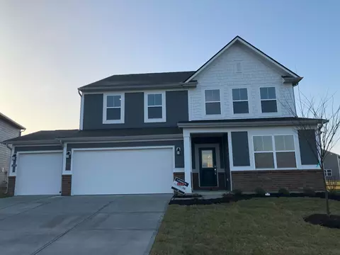 5591 Doral Dr, Whitestown, IN 46075