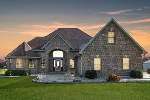 1132 S County Road 375 E, New Castle, IN 47362