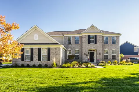 5880 Osage Dr, Carmel, IN 46033