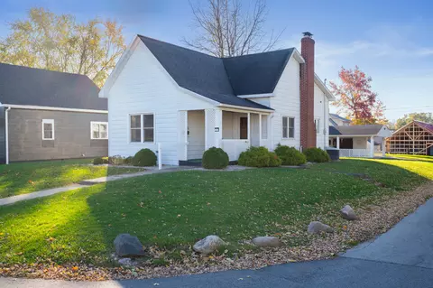 723 W Adams St, Alexandria, IN 46001