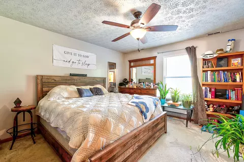 4329 Mcclellan Ln, West Lafayette, IN 47906