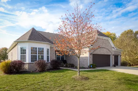 2837 Sunflower Ct, Columbus, IN 47201
