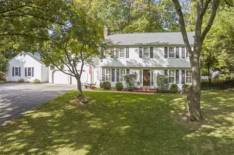 7840 Pineview Ct, Indianapolis, IN 46250