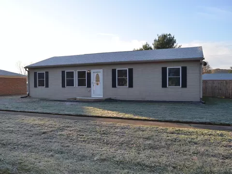 469 Duo Dr, Martinsville, IN 46151