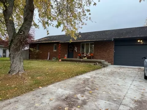 5131 E Spring Dr, Columbus, IN 47201