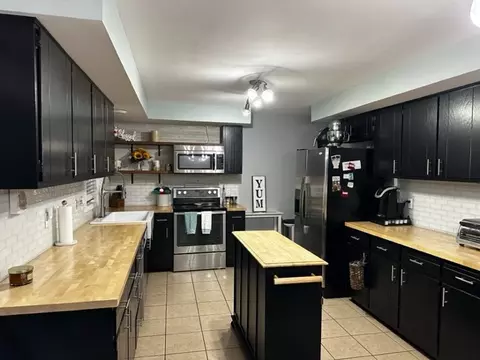 5131 E Spring Dr, Columbus, IN 47201 photo 5