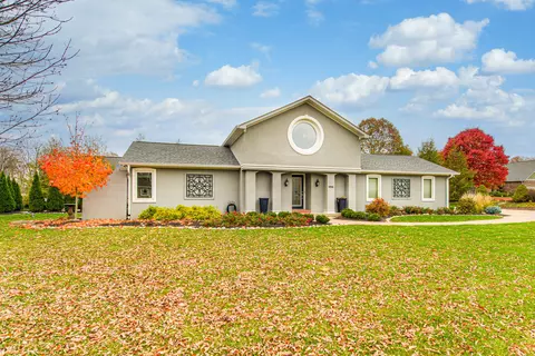 8816 Cindy Ln, Brownsburg, IN 46112
