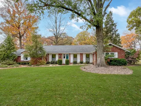 5 Wind Rdg, Anderson, IN 46011