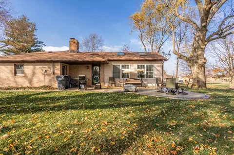 2830 W Deshong Dr, Pendleton, IN 46064 photo 9