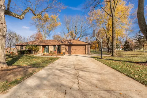 2830 W Deshong Dr, Pendleton, IN 46064 photo 4