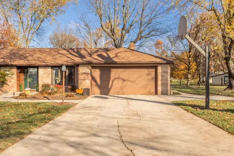 2830 W Deshong Dr, Pendleton, IN 46064 photo 3