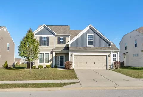6630 Park Grove Blvd, Whitestown, IN 46075