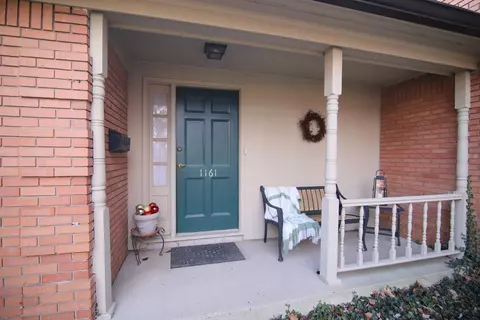 1161 Canterbury Ct, Indianapolis, IN 46260
