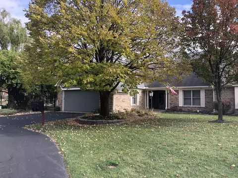 7631 Newport Bay Dr E, Indianapolis, IN 46240