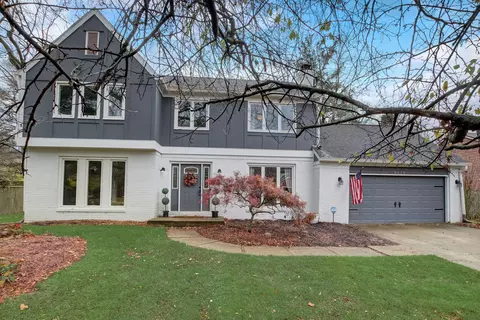 9939 Scotch Pine Ln, Indianapolis, IN 46256