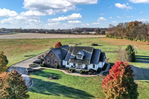 5761 E Greensburg Rd, Franklin, IN 46131