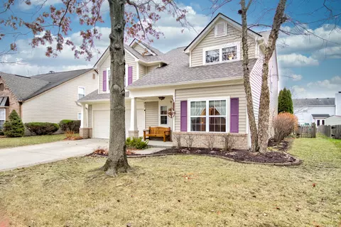 10210 Carmine Dr, Noblesville, IN 46060