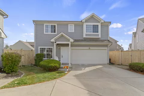 2611 Fraiser Fir Dr, Greenwood, IN 46143