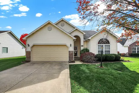 5835 Moraine Ct, Carmel, IN 46033