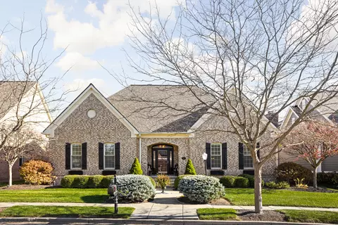 2227 Shaftesbury Rd, Carmel, IN 46032