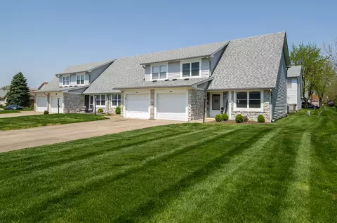 1204 Paradise Way N # D, Greenwood, IN 46143