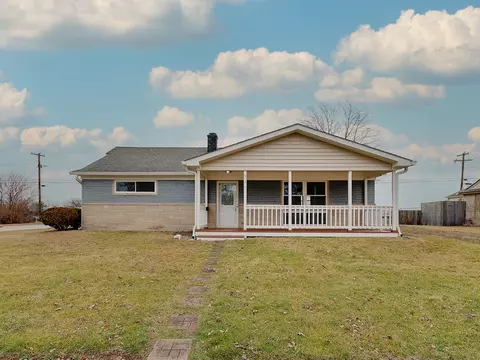 529 Park Dr, Greenwood, IN 46143