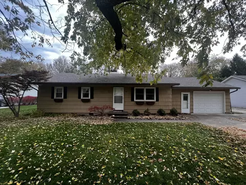 124 E Central Way, Pendleton, IN 46064