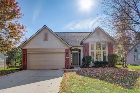 9953 Deering St, Fishers, IN 46037