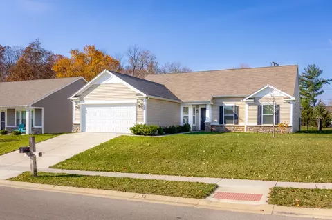 5802 Deer Valley Ct, Columbus, IN 47201