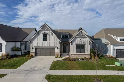 1810 Wellpark Dr, Westfield, IN 46074