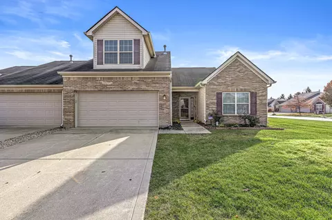 10631 Swan Ct, Indianapolis, IN 46231
