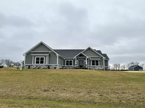 1425 Quail Ct, Crawfordsville, IN 47933
