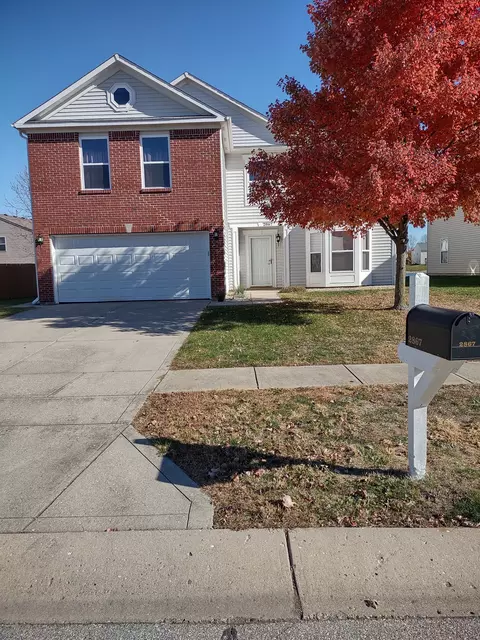 2867 Weald St, Whiteland, IN 46184