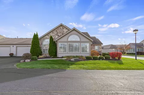7861 Gold Brook Dr, Indianapolis, IN 46237
